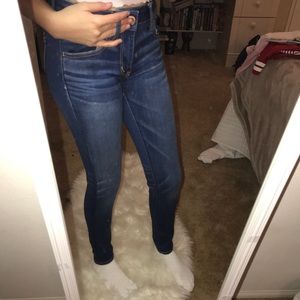 skinny jeans